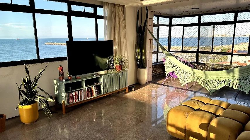 Foto do anúncio de Apartamento Vista Mar 200m2 com Piscina na Praia de Iracema, 3 quartos em Praia de Iracema, Fortaleza