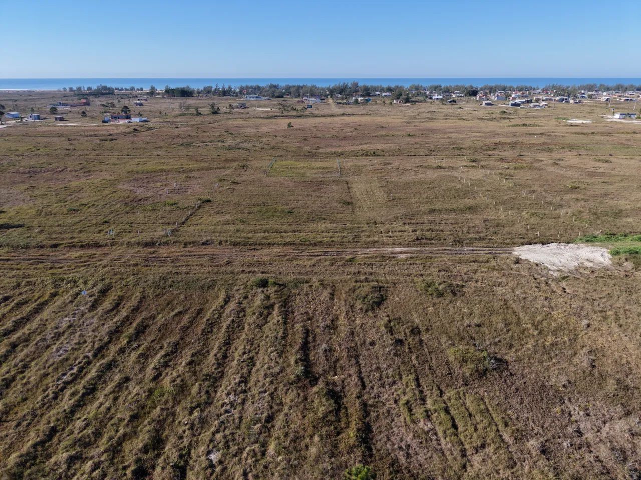 Terreno PARCELADO próximo a AV:INTERPRAIAS! - Foto 4