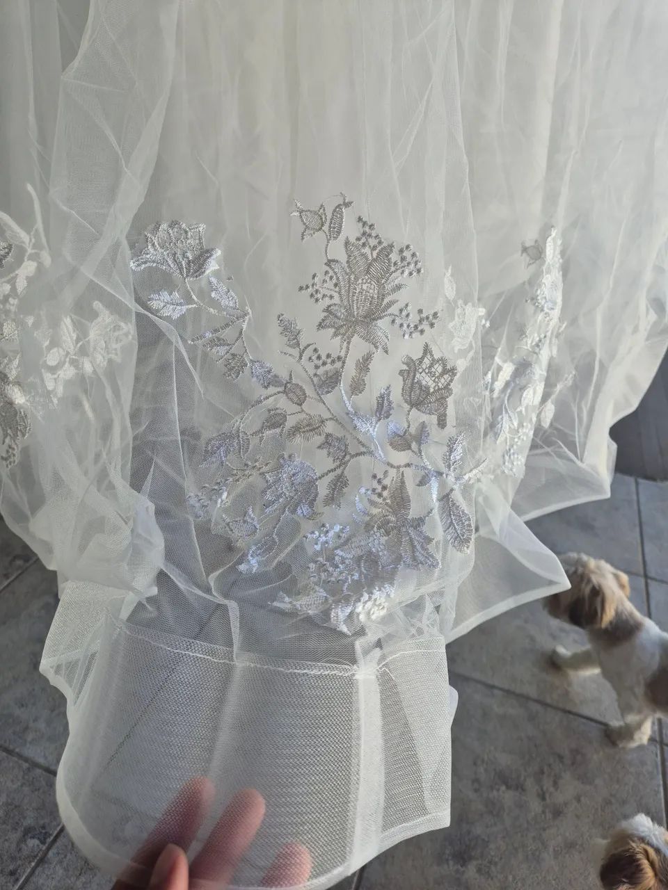 VESTIDO DE NOIVA (NUNCA USADO) - Foto 2