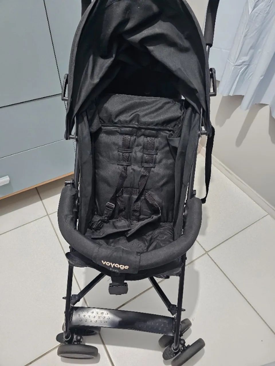 Vendo Carrinho de Bebê - Voyage