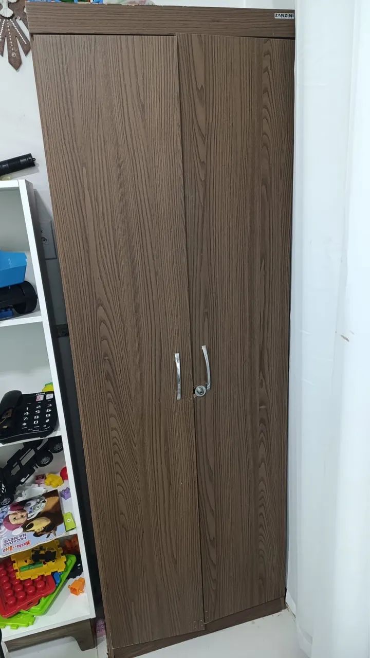MESA DE ESCRITÓRIO + ARMÁRIO ? R$ 100 OS DOIS! - Foto 2
