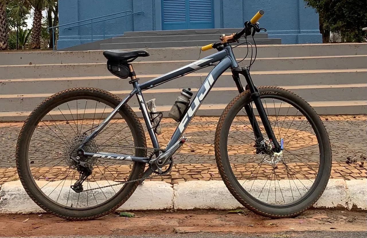 Bicicleta Fuji 