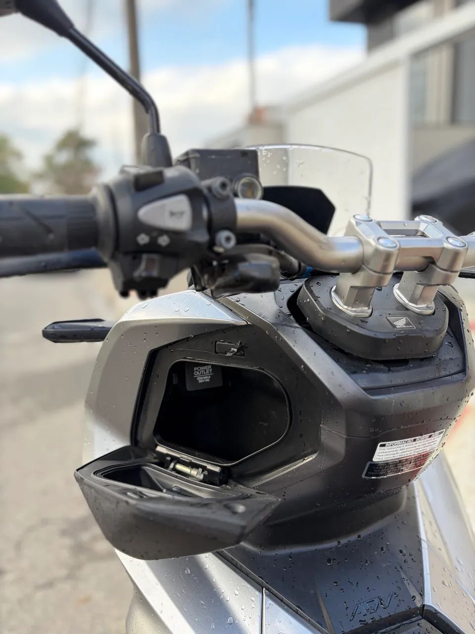 Honda ADV 150 - Foto 2