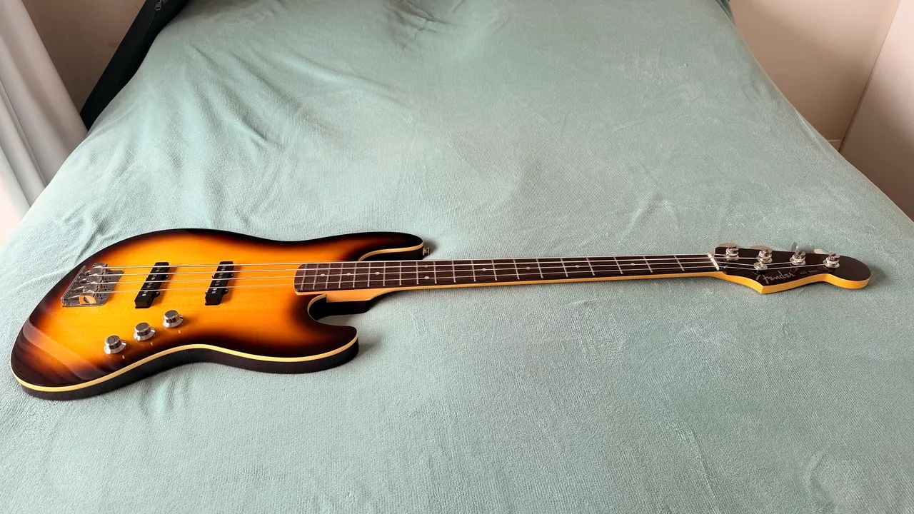 楽器 fender aerodyne jazz bass Preços baixos em Fender Aerodyne Jazz Bass Violões | eBay