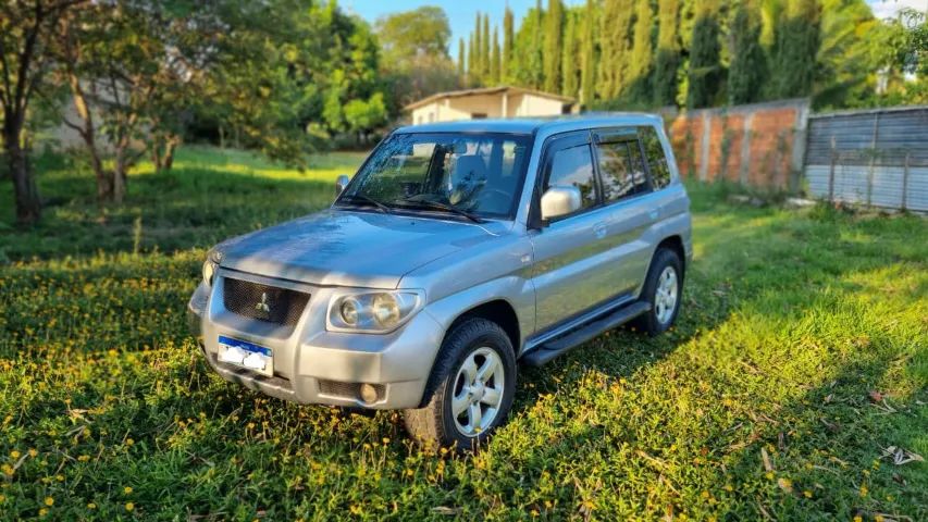 Mitsubishi Pajero Pajero TR4 2.0/ 2.0 Flex 16V 4x4 Mec. 2008