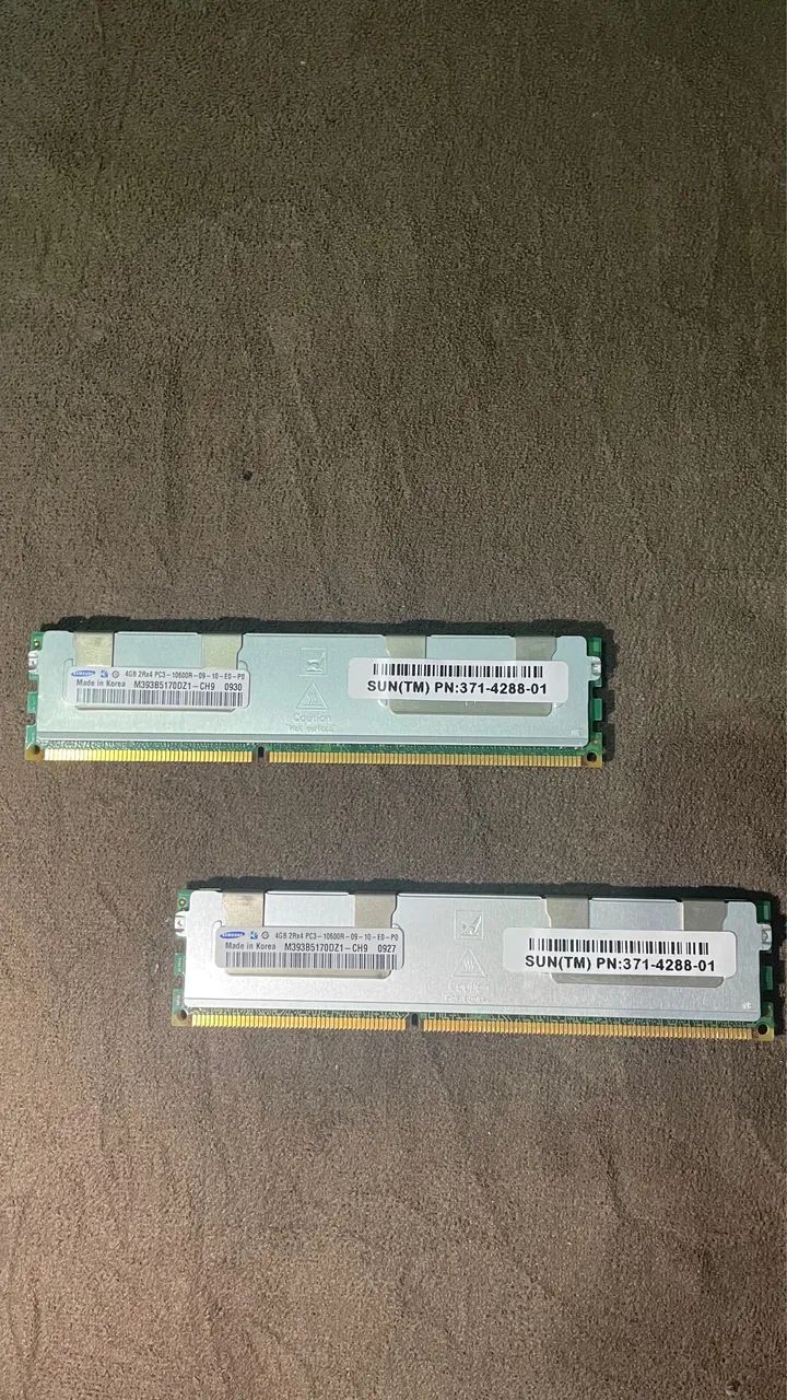 Memória RAM ECC SAMSUNG 2x4GB 