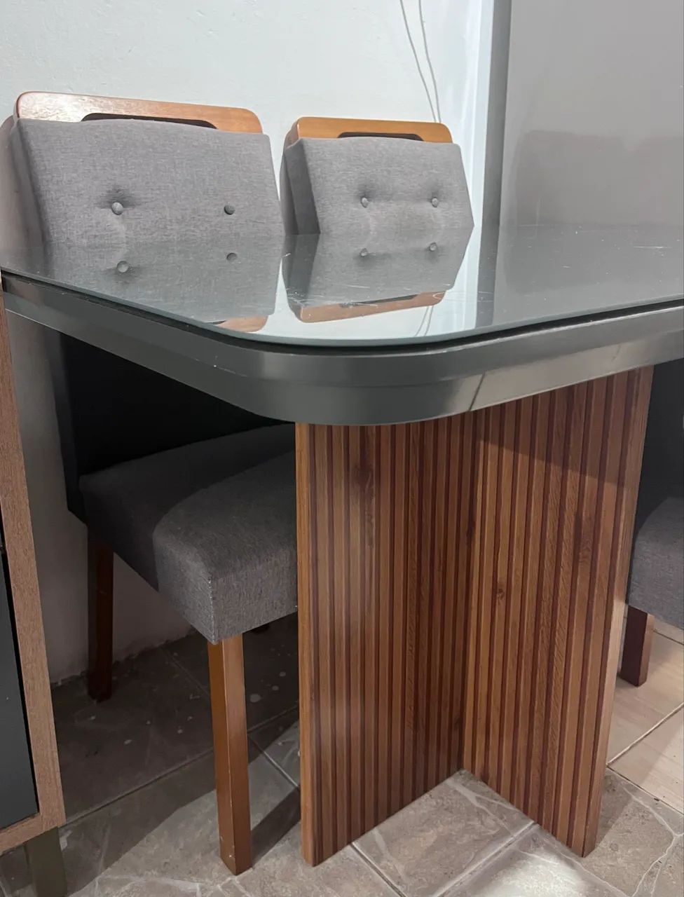 Mesa de vidro completa com 4 cadeiras - Foto 3