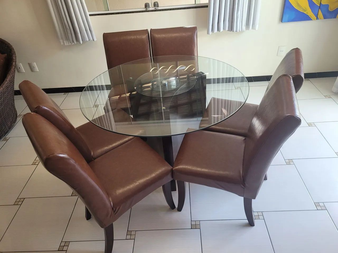 Mesa com 6 cadeiras - Foto 2