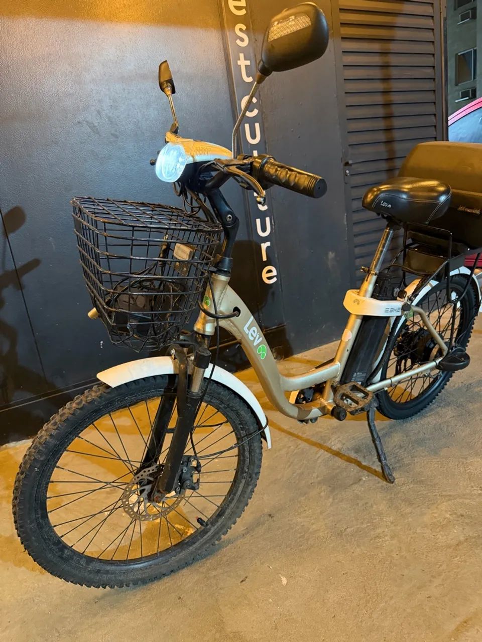 Bicicleta elétrica lev 