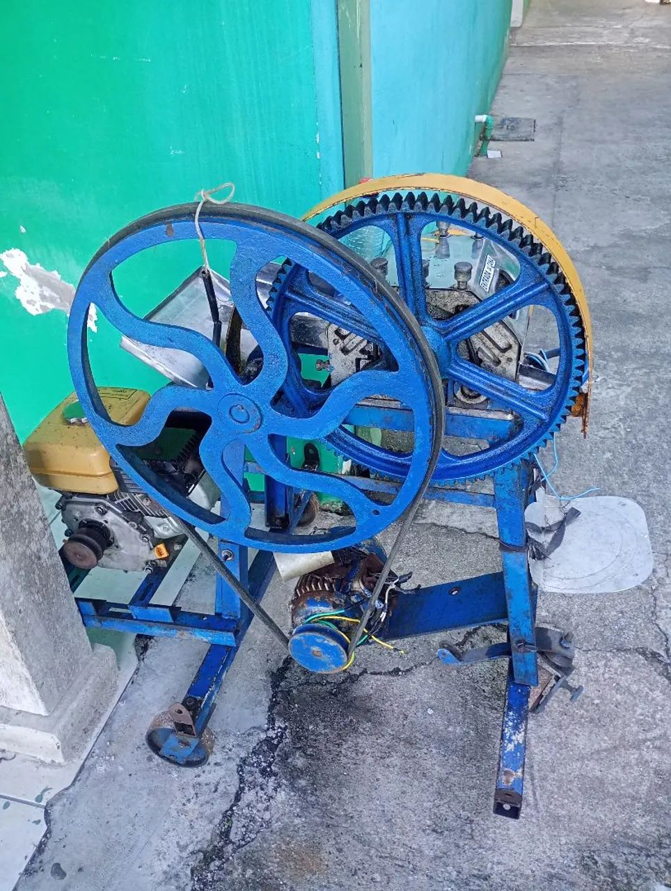 Vendo moedor de cana  - Foto 2