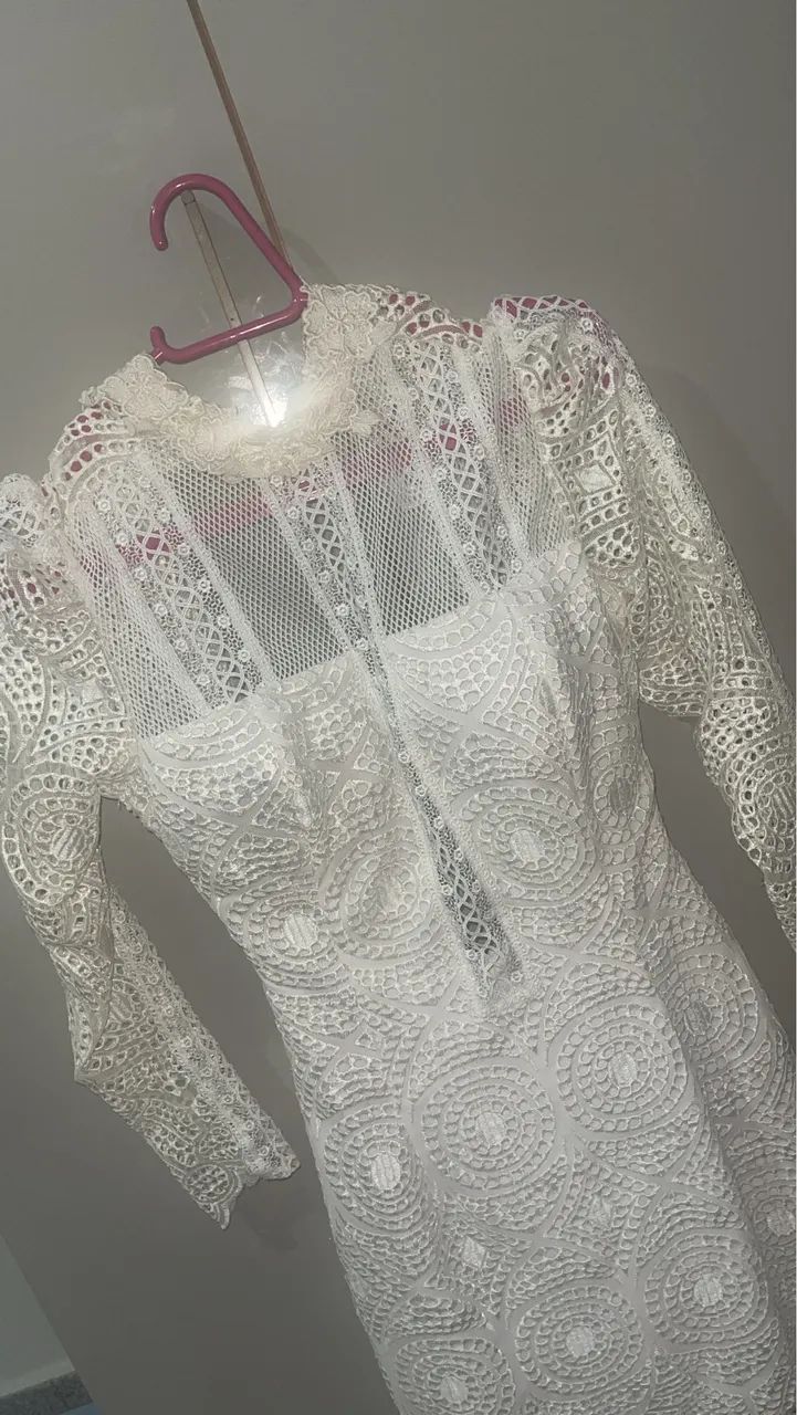 Vestido Elegante Bordado  - Foto 2