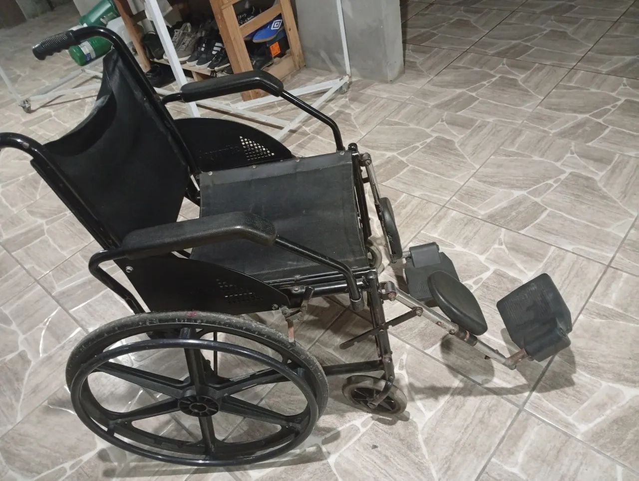 Cadeiras de rodas - Foto 2