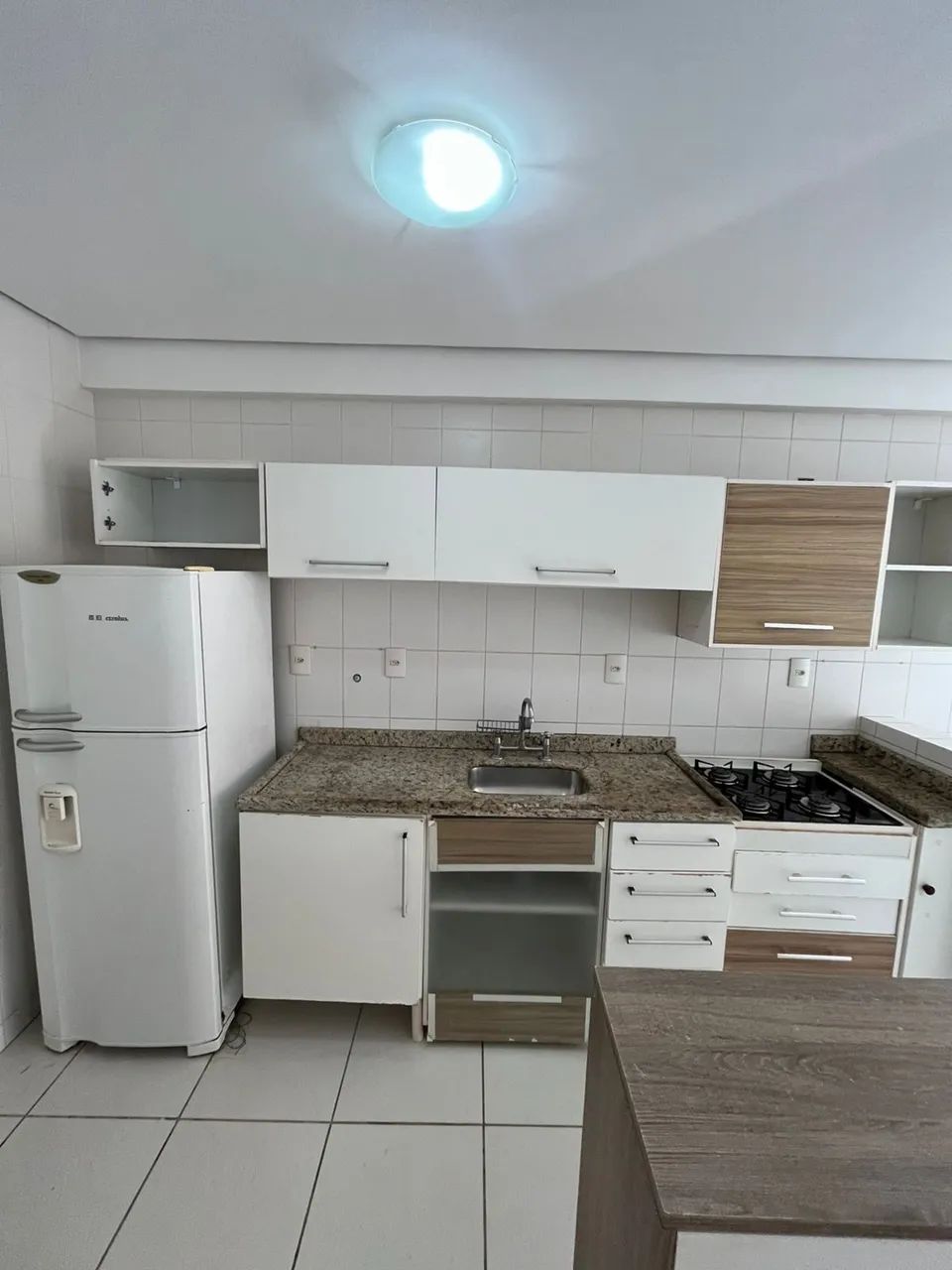Excelente 2 quartos quadra da praia Canasvieiras  - Foto 5