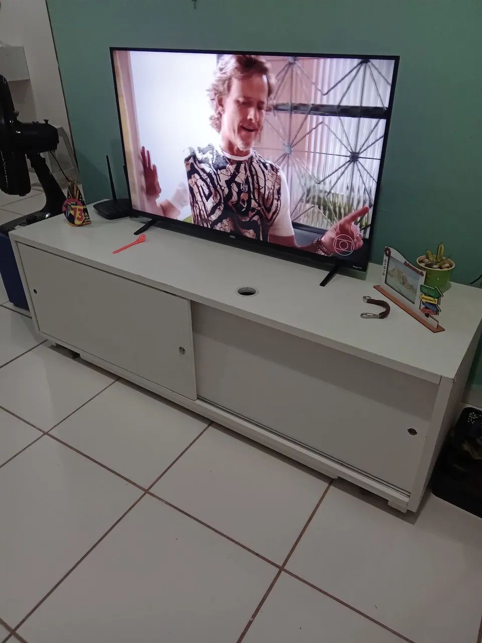 Um rak 2 porta de correr 