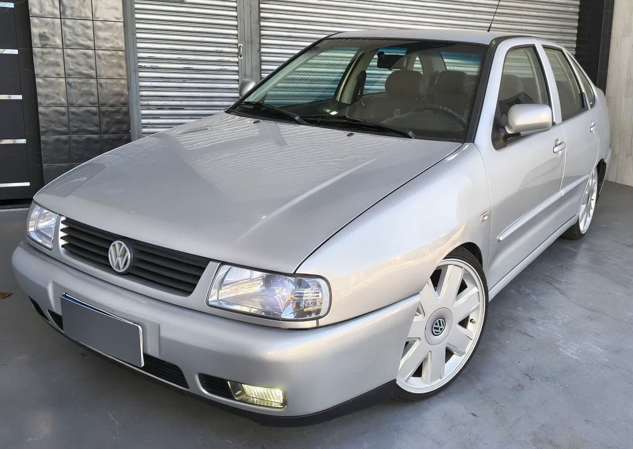 Volkswagen Polo Classic/ Special 1.8 MI Usados e Novos - Jardim