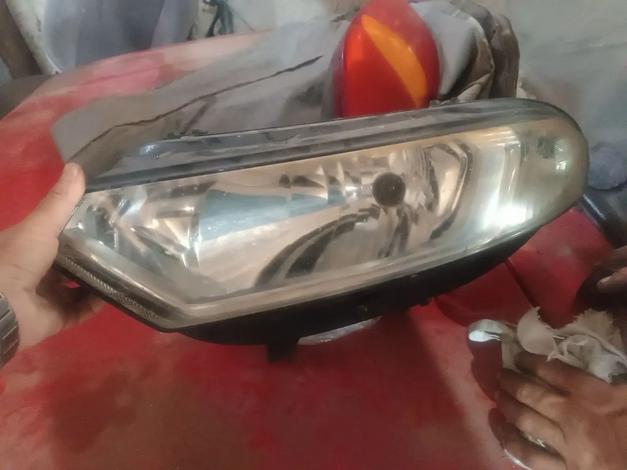 Farol esquerdo Ecosport 2013/2017