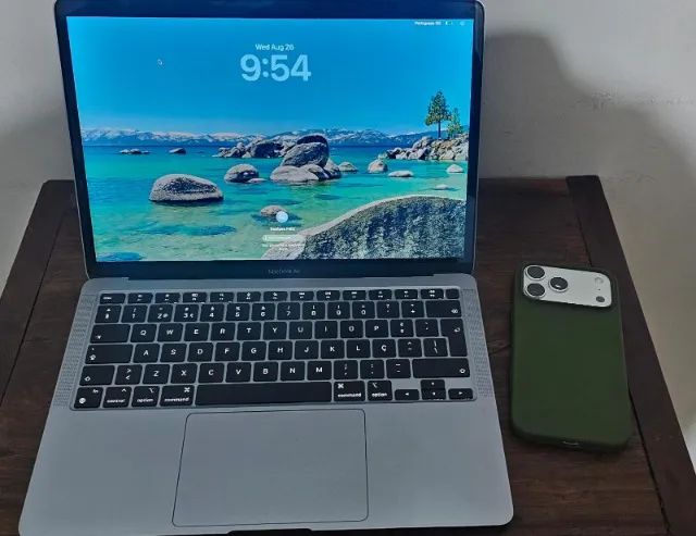 Macbook