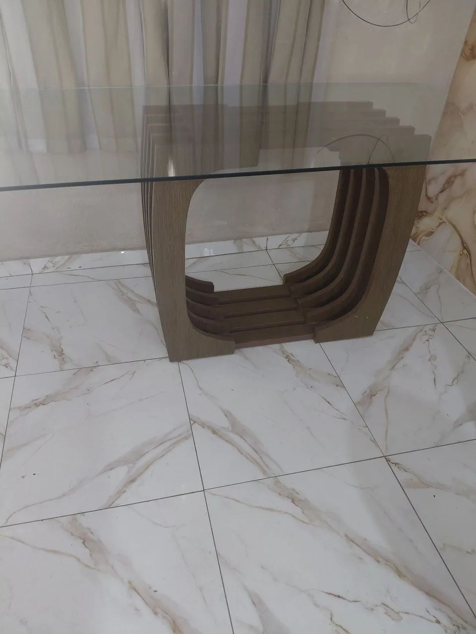 Mesa de 6 lugares  - Foto 2