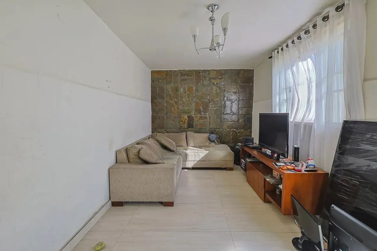 Casa à Venda - Cachoeirinha, 2 Quartos, 99 m2