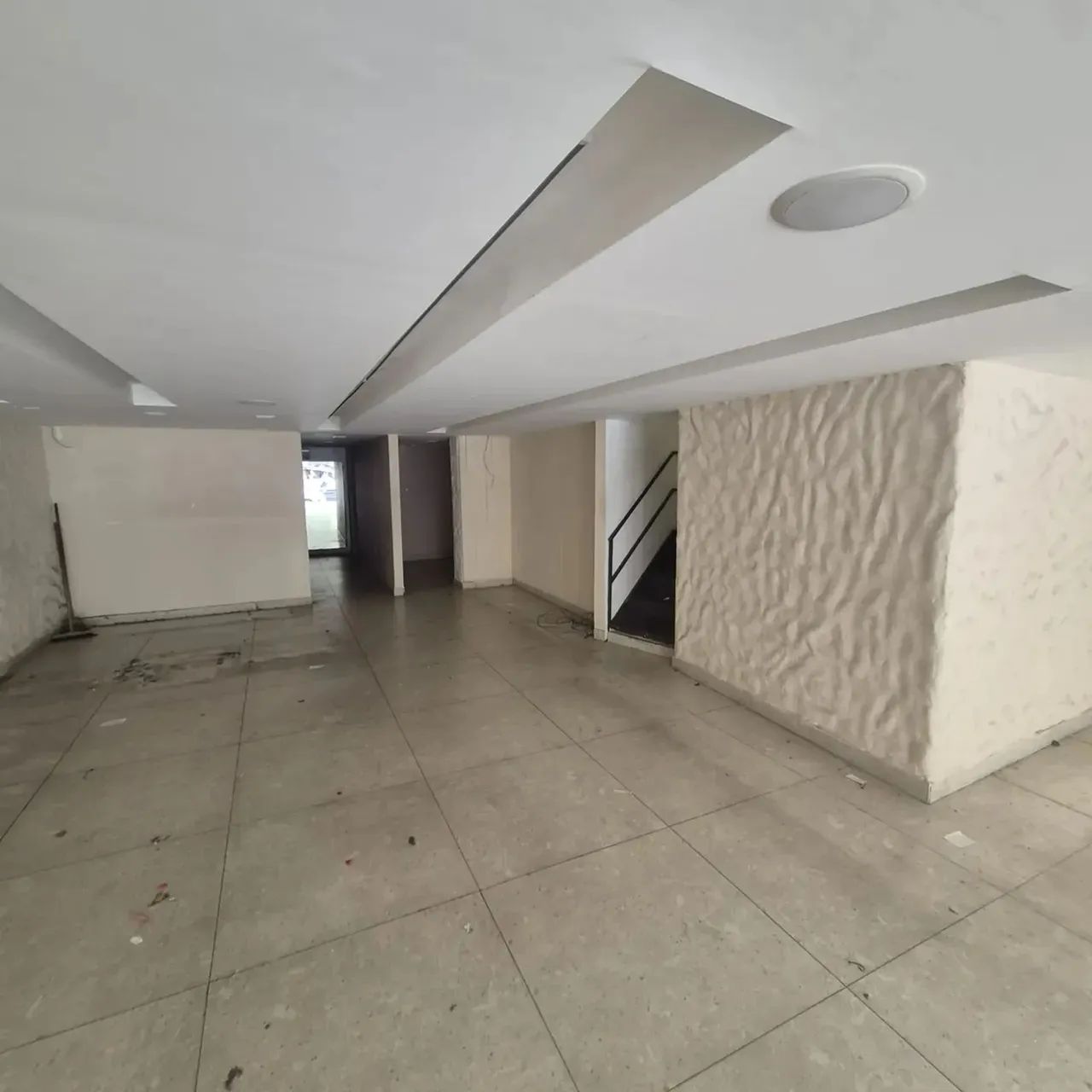 Alugo Lojão Meier Dias  d Cruz 79 aprox 240m² loja +  100m² girau 12m de frente otima loca - Foto 4