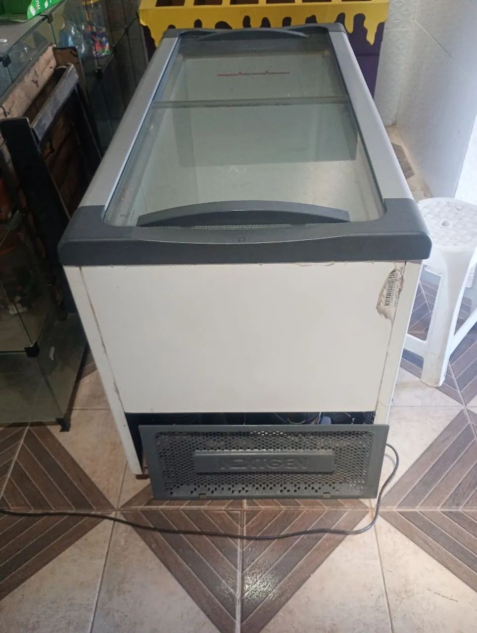 Freezer expositor 400 litros  - Foto 2