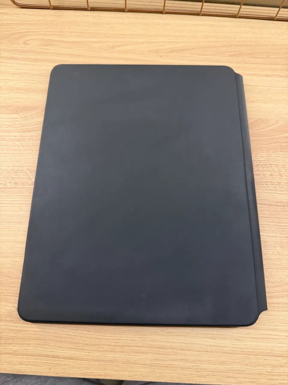 Apple Magic Keyboard iPad 12,9 polegadas 2021 A2480 - Foto 2