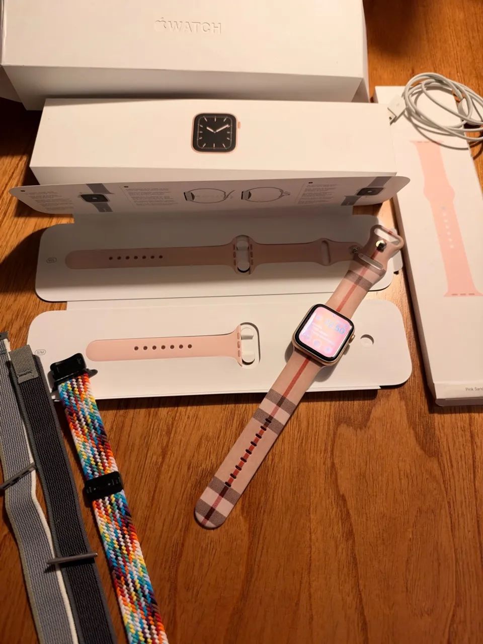 Apple Watch  Série 5 Rosê Gold - Foto 5