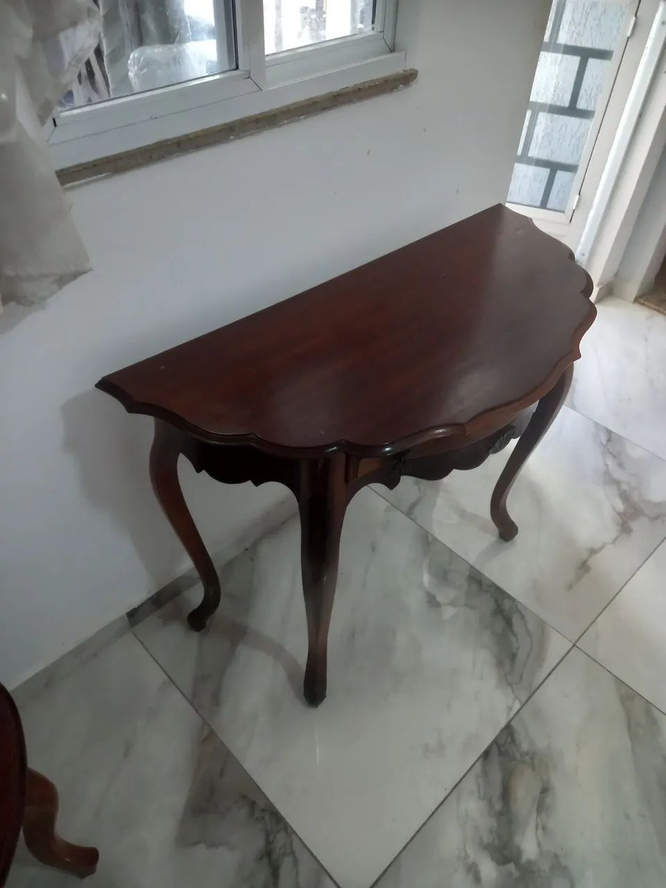 Mesa em madeira chipandelle - Foto 2