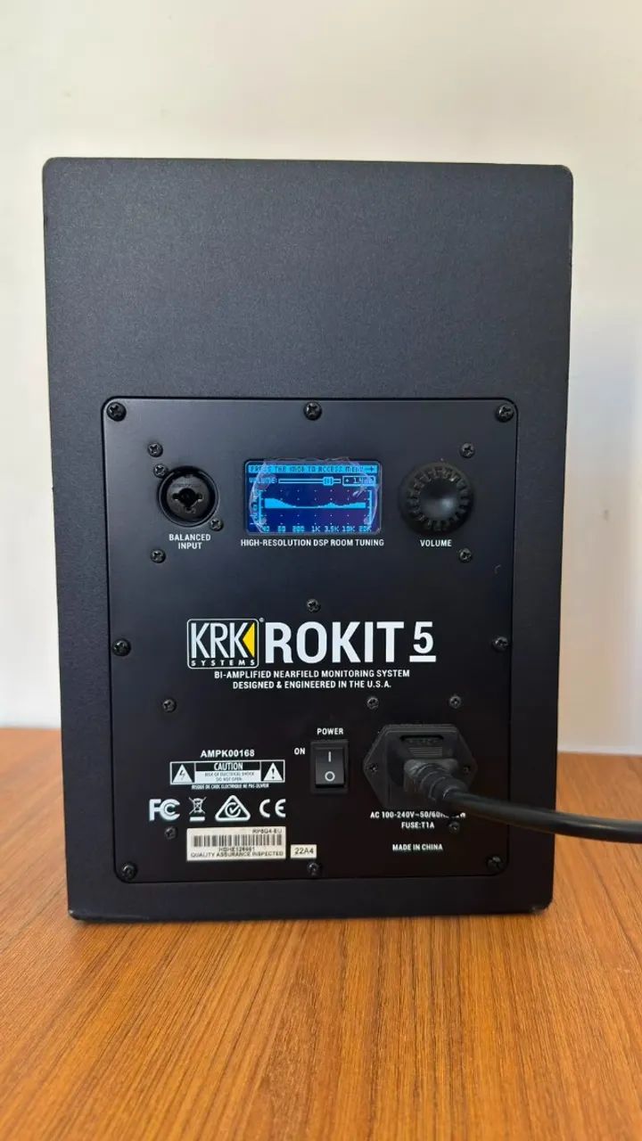 Monitor de audio KRK 5 G4 - Foto 3