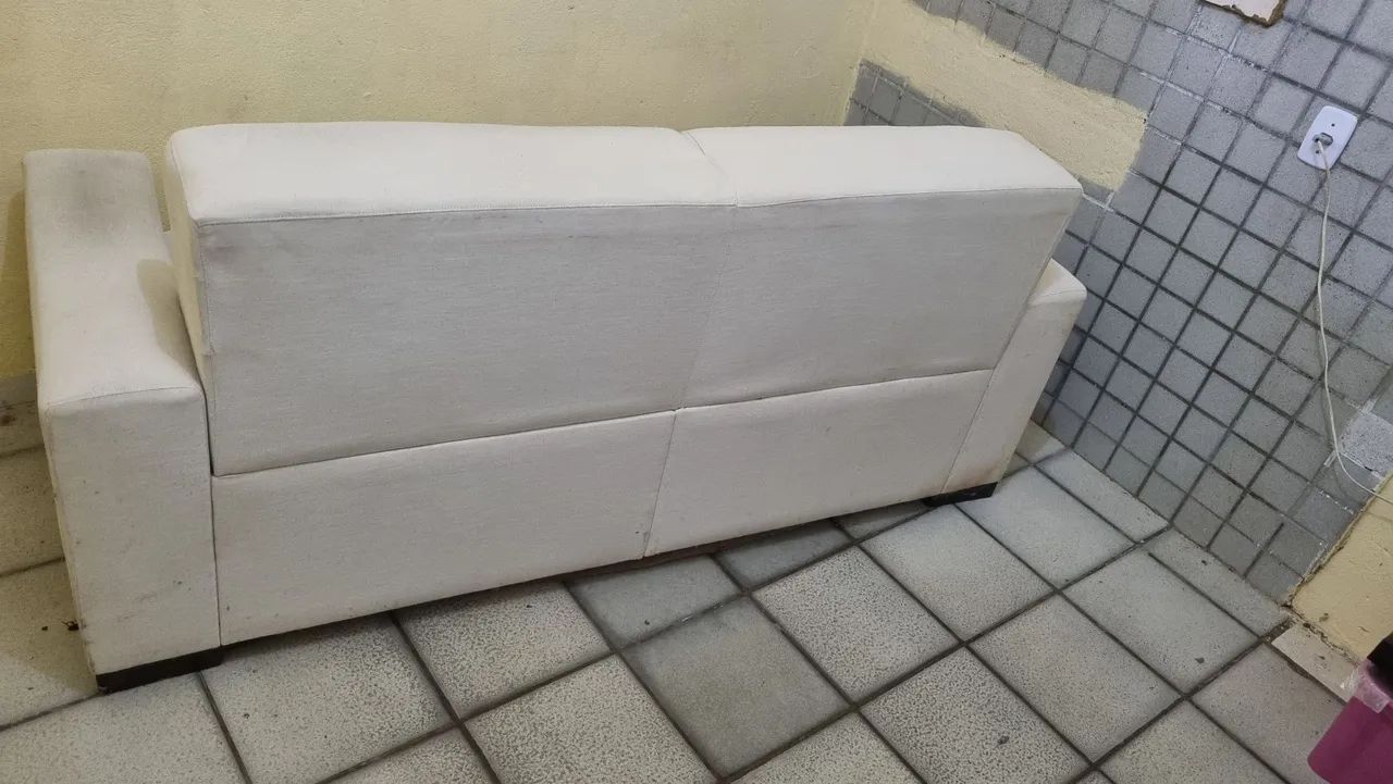 VENDO 2 SOFÁS DE 2 E DE 3 LUGARES - Foto 4
