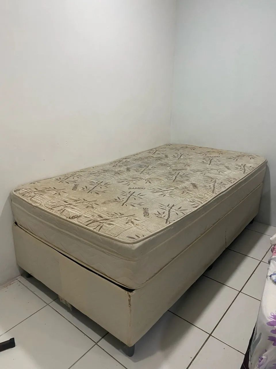 Vendo cama solteirão  - Foto 2