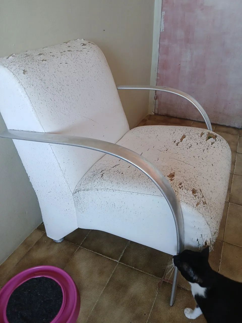 Poltronas de courinho para reformar  - Foto 3