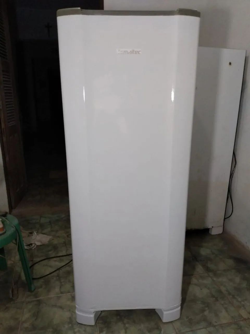Gelaeeira Esmaltec bem conservada e funcionando perfeitamente entrega grátis 