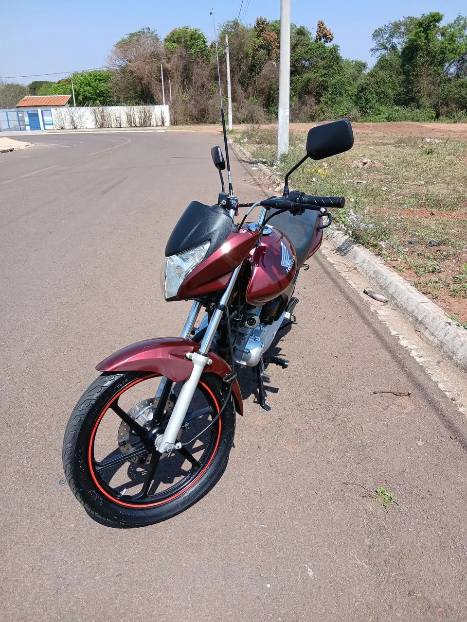 Titan 150 EX - Foto 2