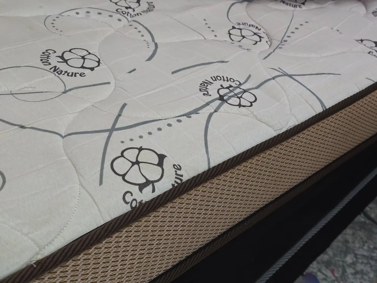 Vendo cama box solteiro colchão incluso e Brinde - Foto 2