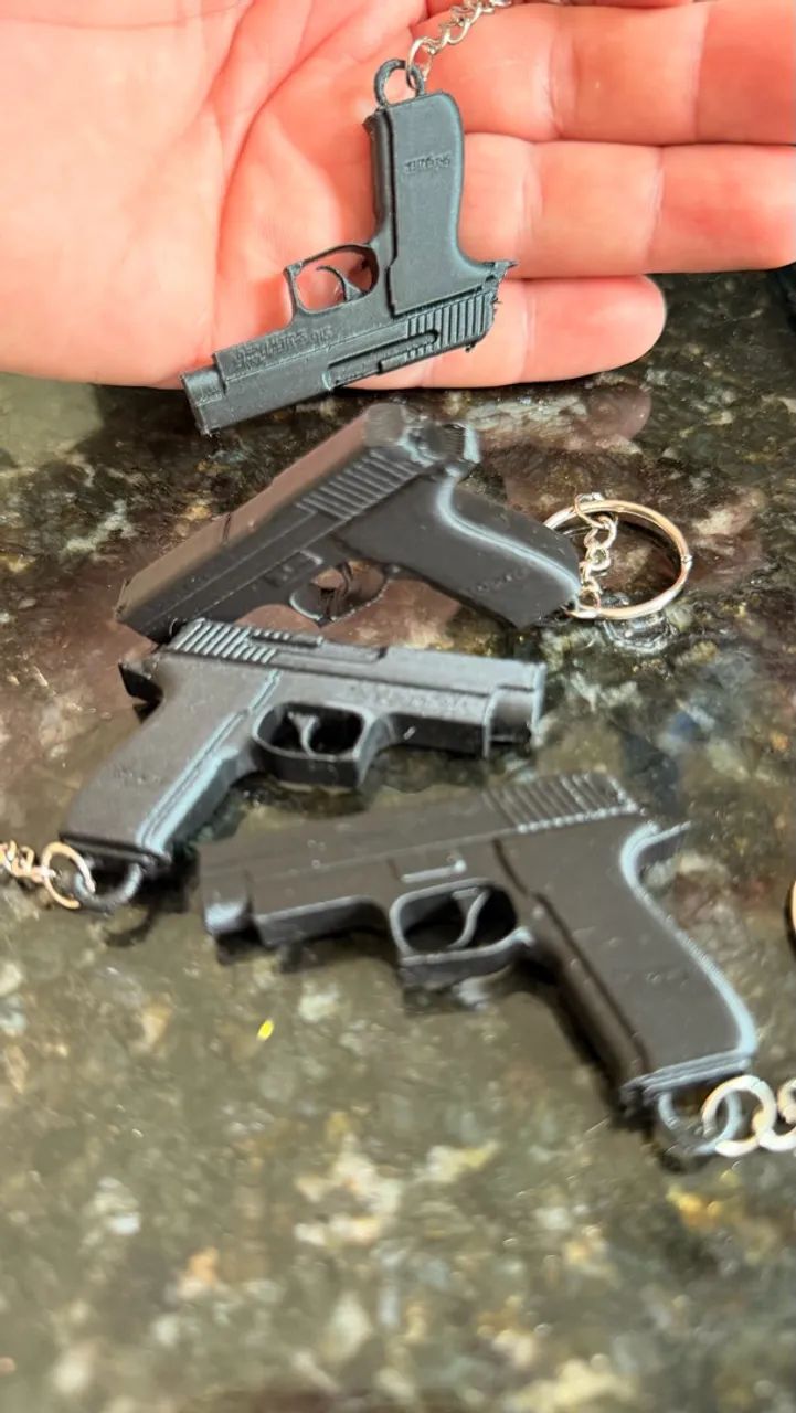 Kit com 10 chaveiros de Arma - Foto 2
