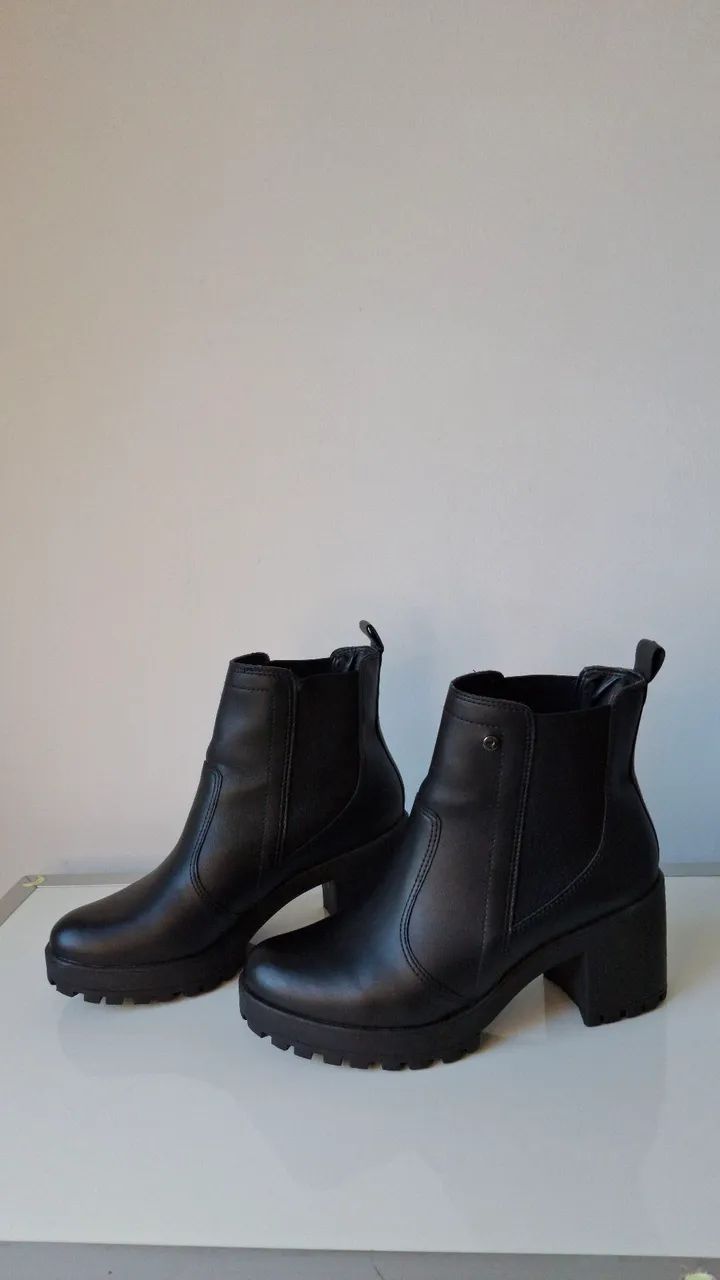 Bota preta Ramarim 37