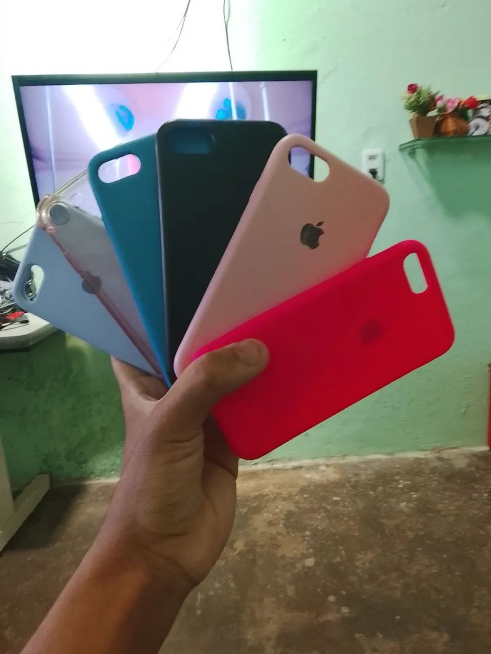 Capinhas para iPhone 8 (5 reais cada) - Foto 3