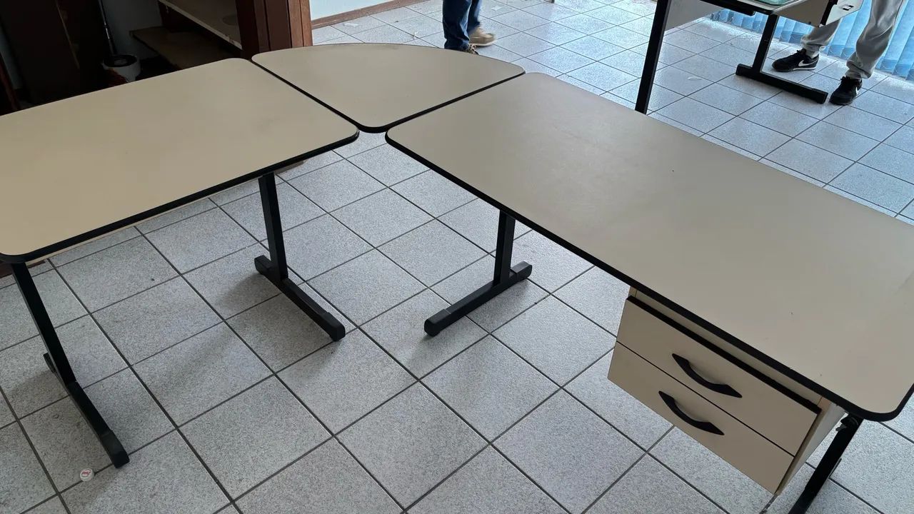 Vendo Mesa em L - Foto 2
