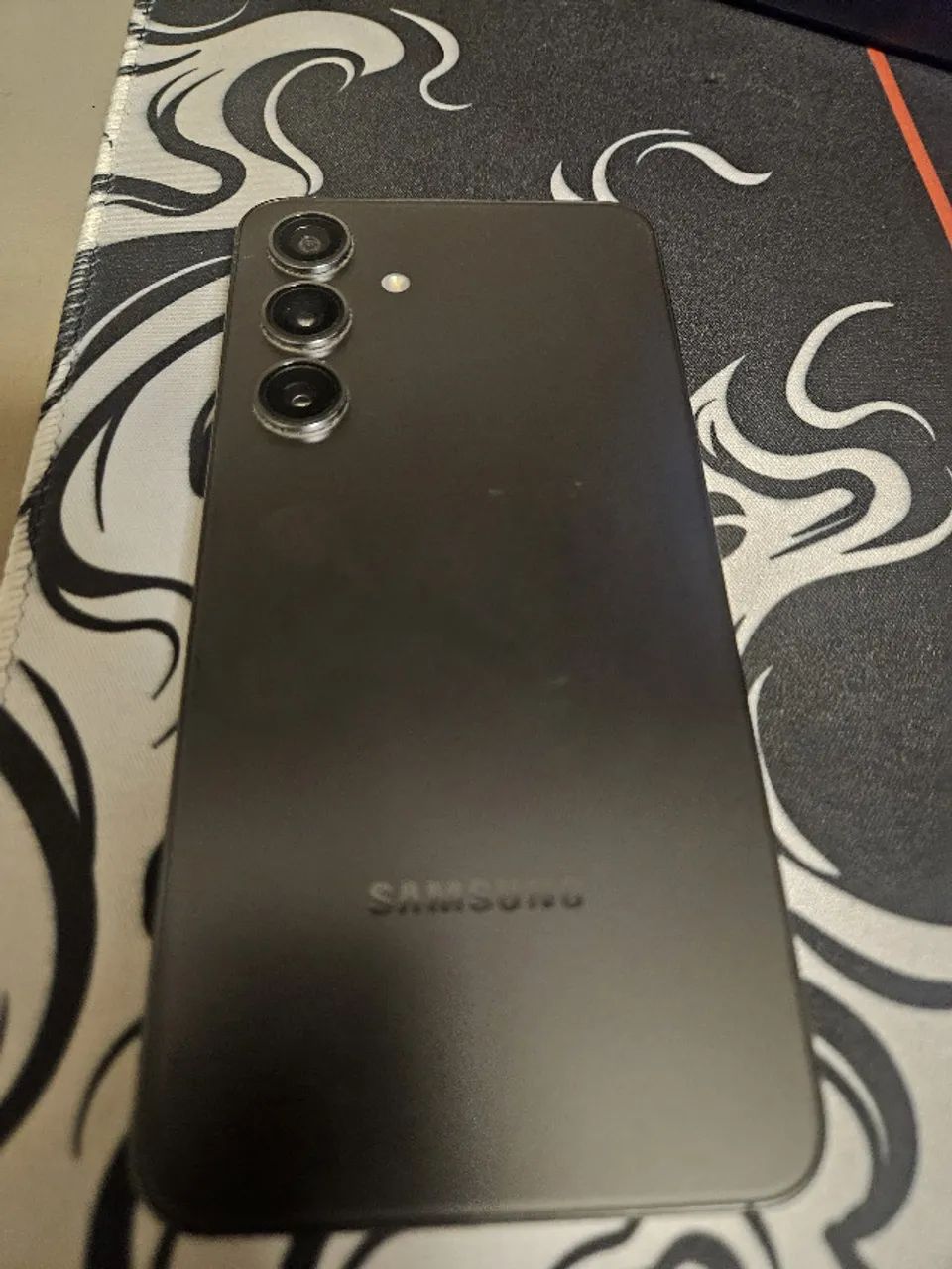 Samsung S24