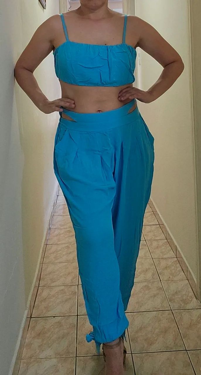 Conjunto azul cropped e calça viscose - Foto 5