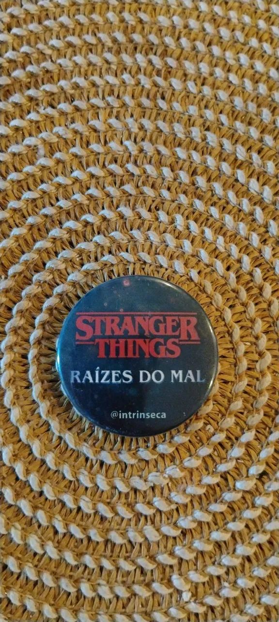 Camiseta Stranger Things (Pitiscas) com bottom - Foto 4