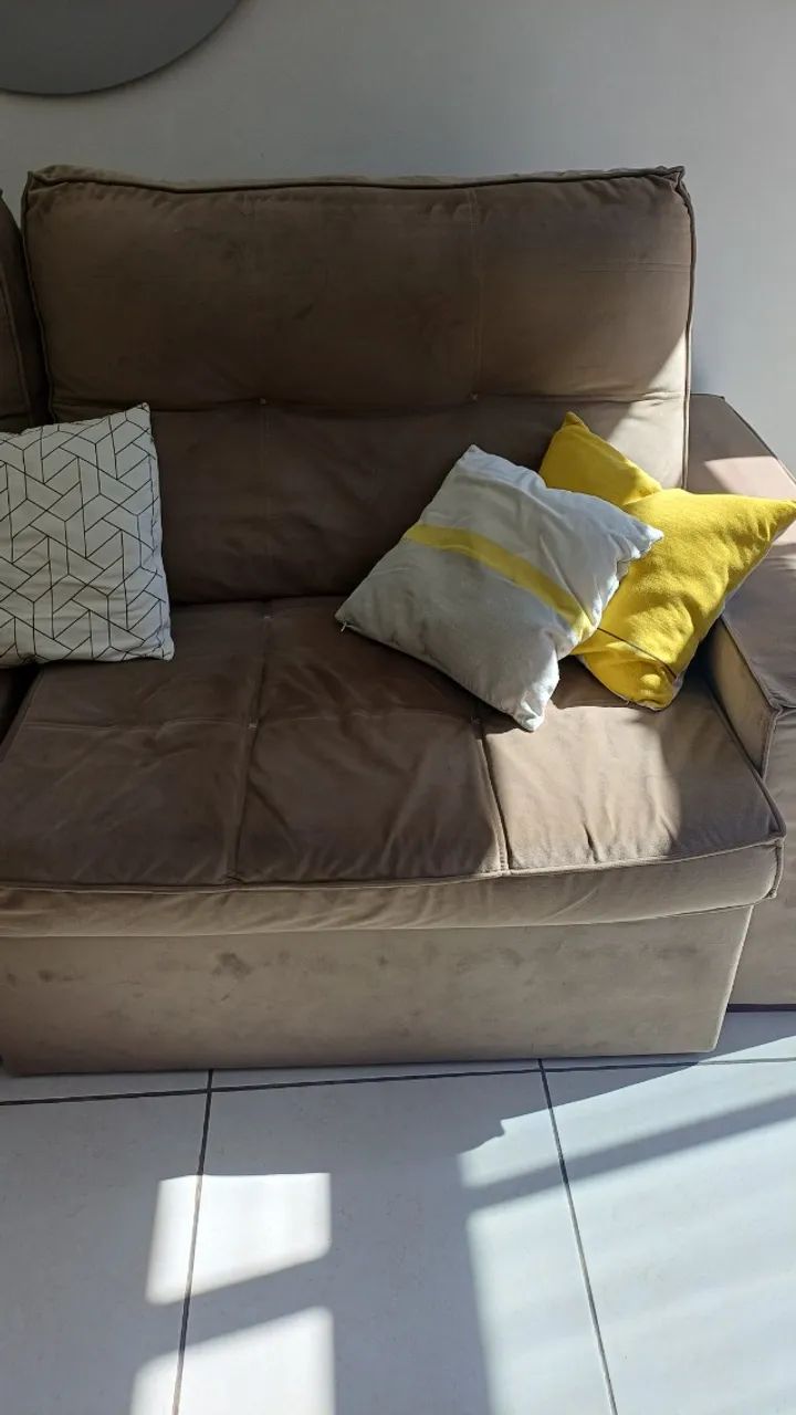 Sofá retrátil 3 lugares.  - Foto 5
