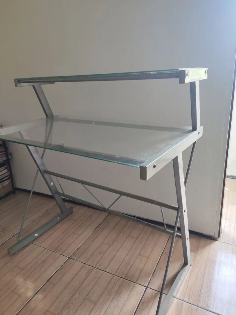 Mesa de vidro 444717548301854721