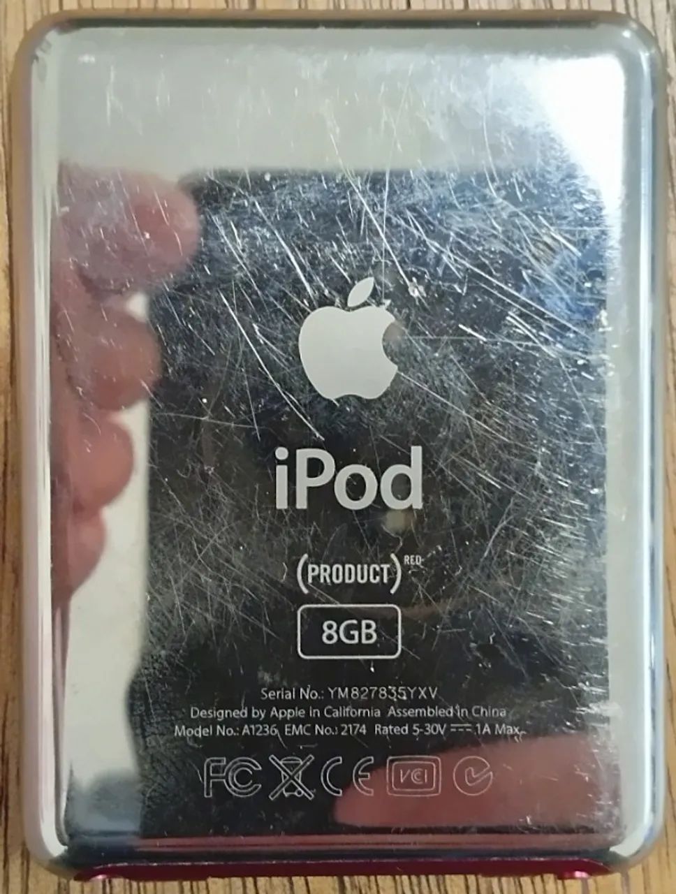 iPod nano 8gb 3ª geração - Edição Especial Product Red - modelo