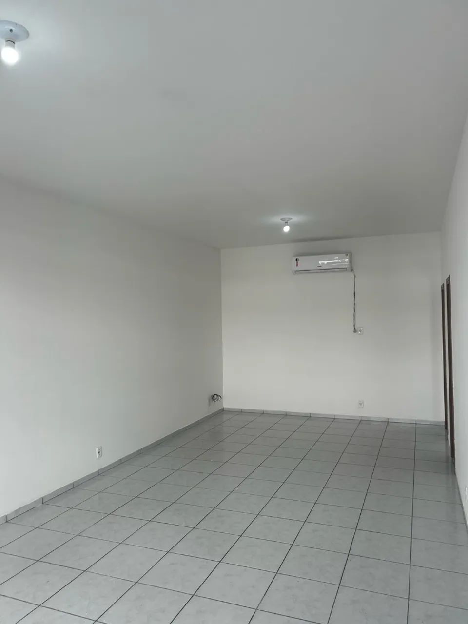 Alugo sala/loja térrea Centro Palhoça  - Foto 4