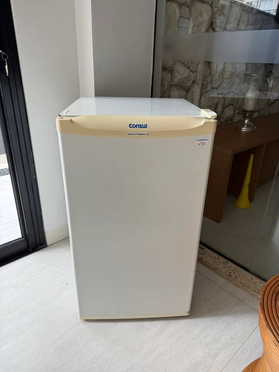 Frigobar cônsul compacto 120 litros