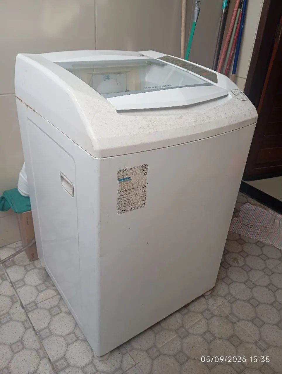 Máquina de lavar com defeito