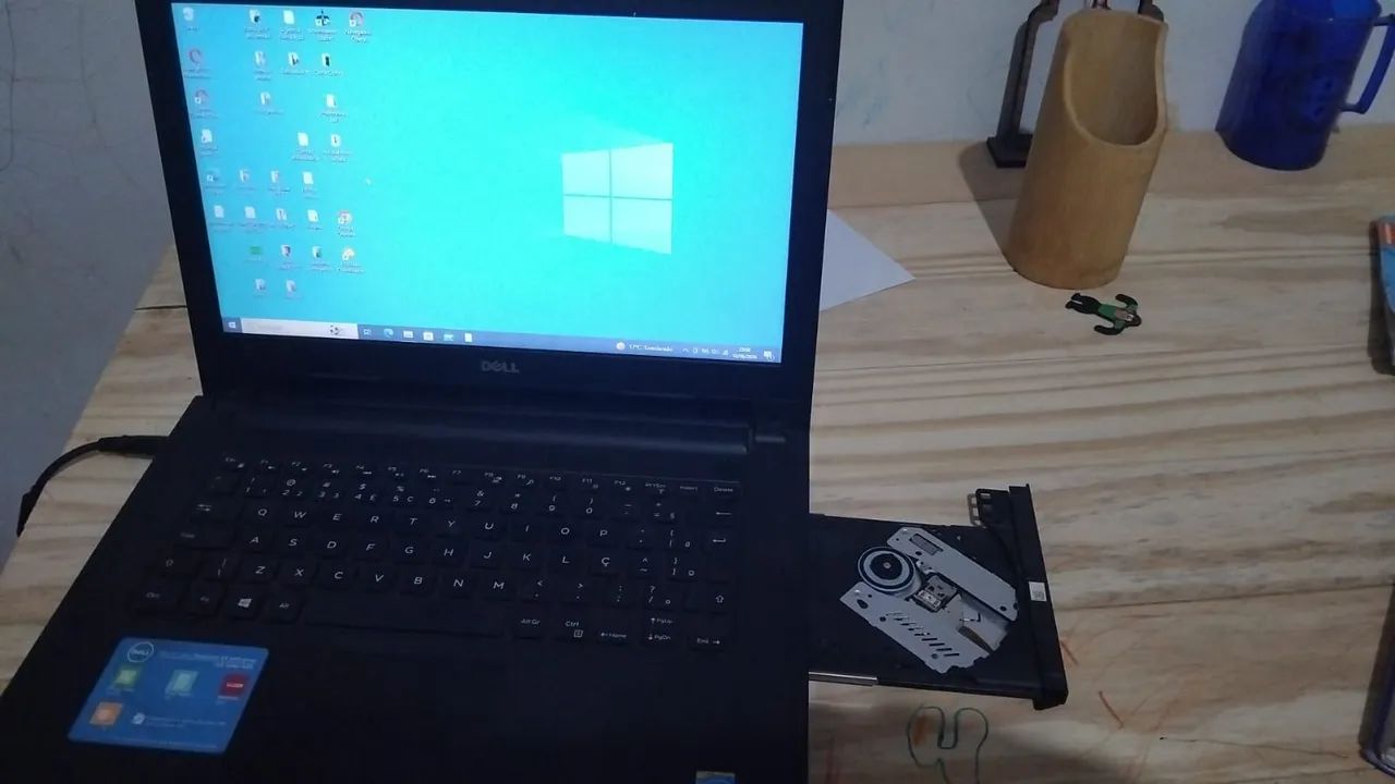 Vendo Notebook Dell Inspirion 14 3000 series - Foto 2