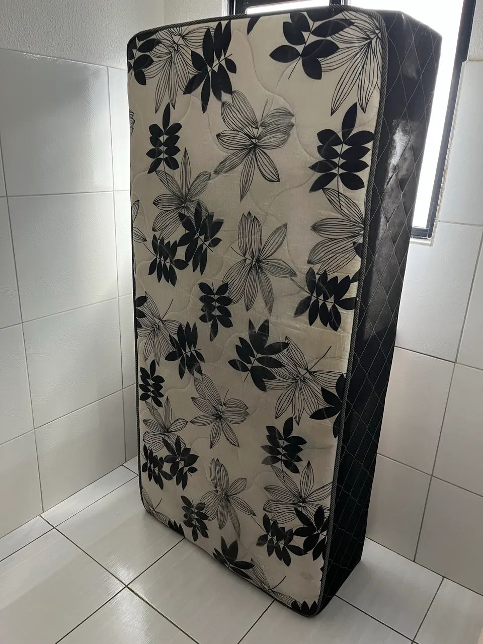 Cama box solteiro com cabeceira 